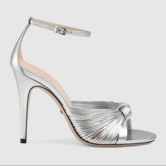 GUCCI Metallic Leather Sandals - Picture 11 of 13